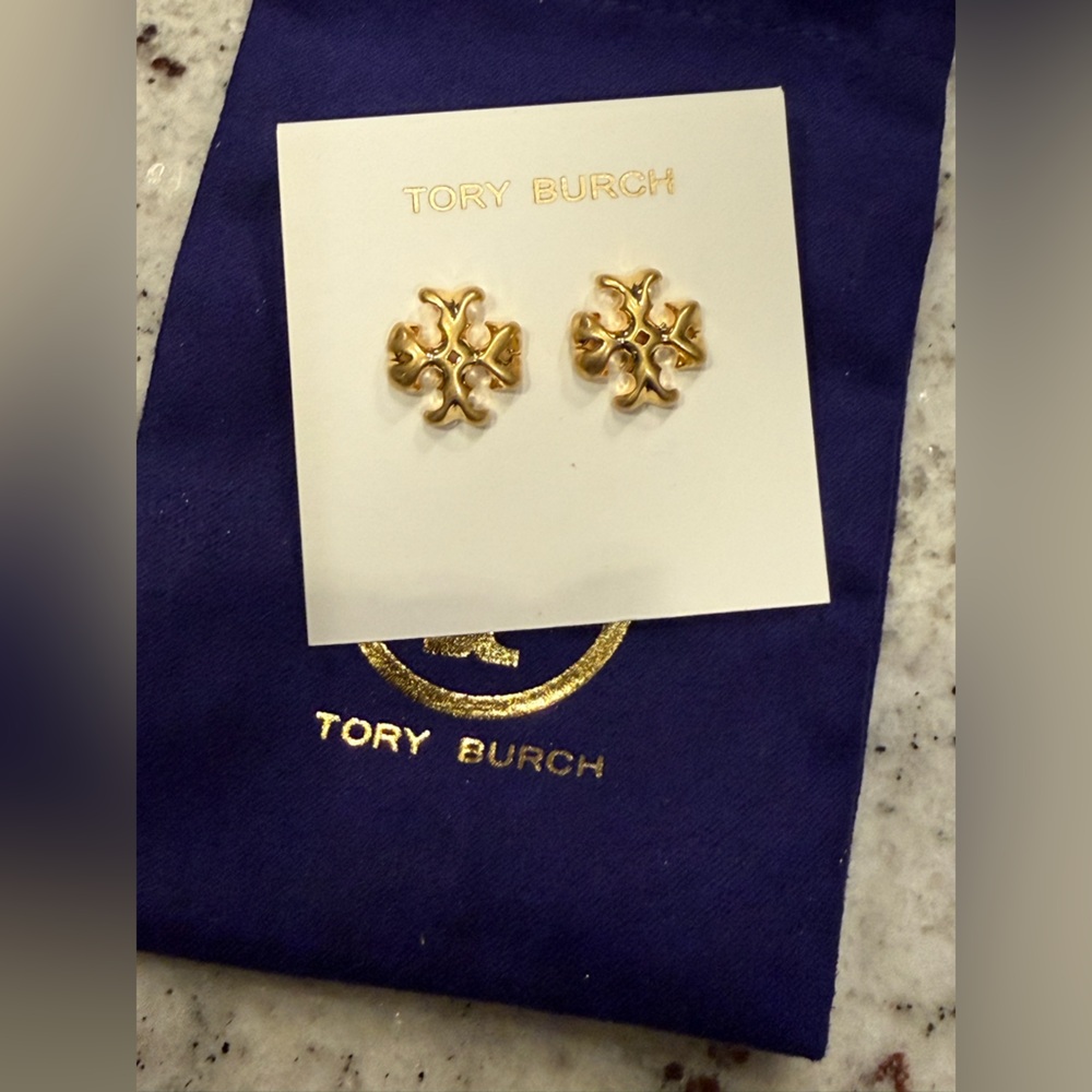 Brand New Tory Burch Kiara Gold Logo T Stud Earrings